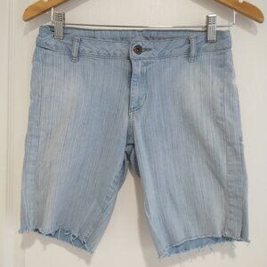 Girl's Disparate Longer Length Light Wash Minnie Mouse Jean Shorts Y12